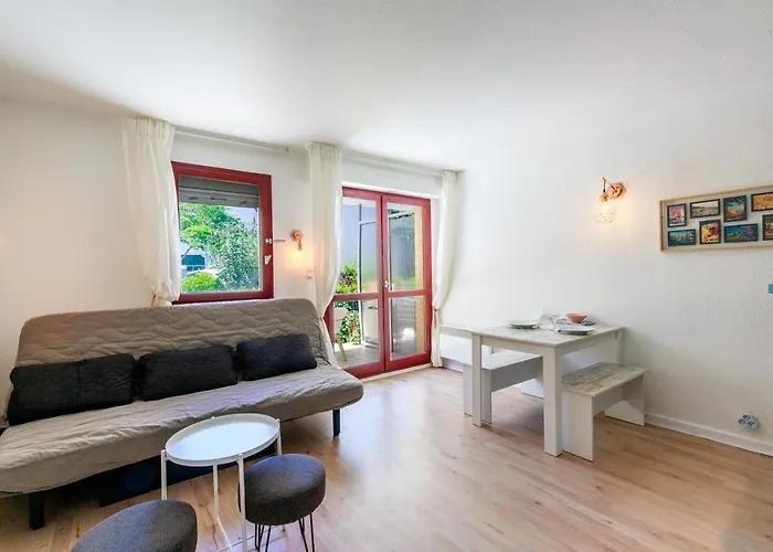 Benoit A 80m, Terrasse & Jardinet شقة *