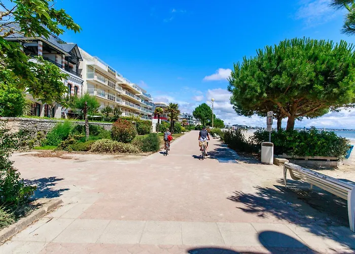 Appartement Benoit A 80m, Terrasse & Jardinet